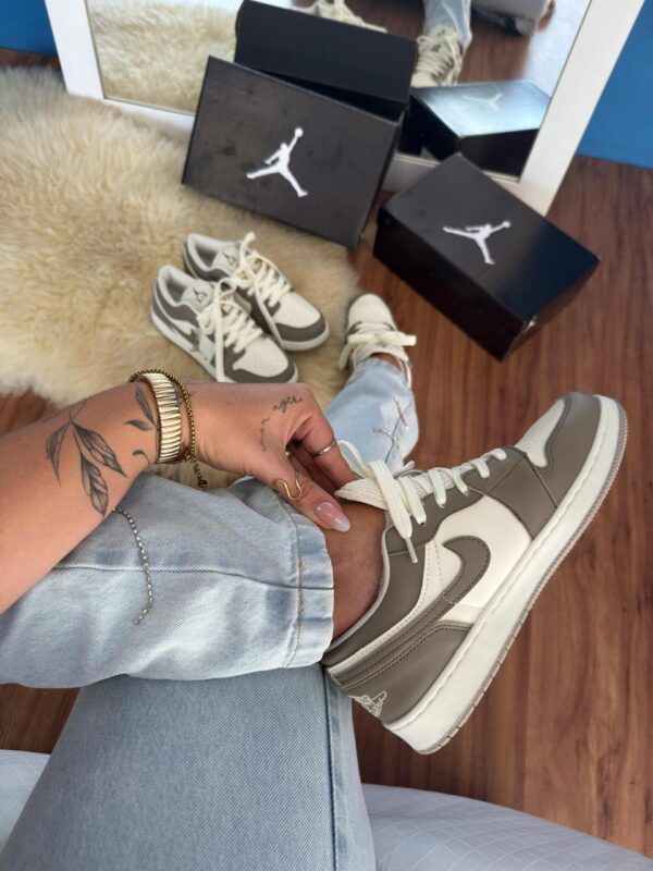 Tênis Casual Jordan Low – Edição Cinza Off-White