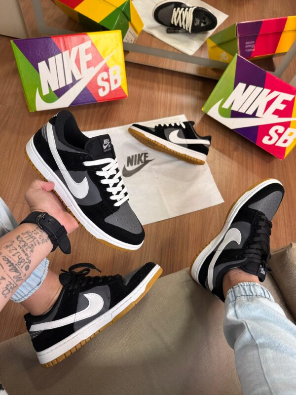 Tênis Casual Street Dunk Low Black Grafite - Imagem 3