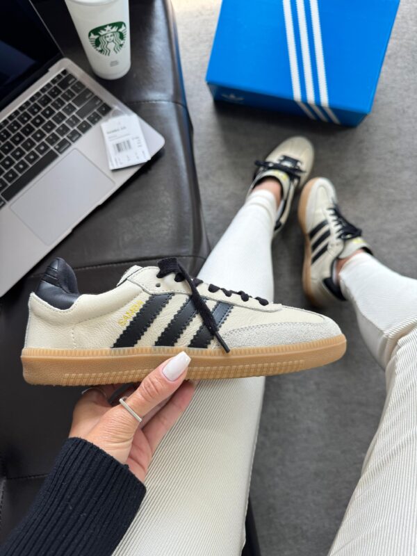 Sneaker Samba OG Couro Light Gold - Queridinho das Fashionistas - - Imagem 2
