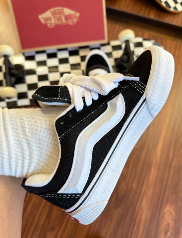 Tênis Street Knu Skool Black True White - Imagem 2
