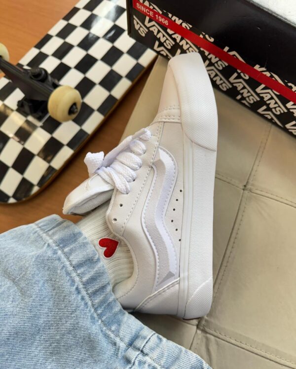 Tênis Street Knu Skool Black True White - Imagem 8