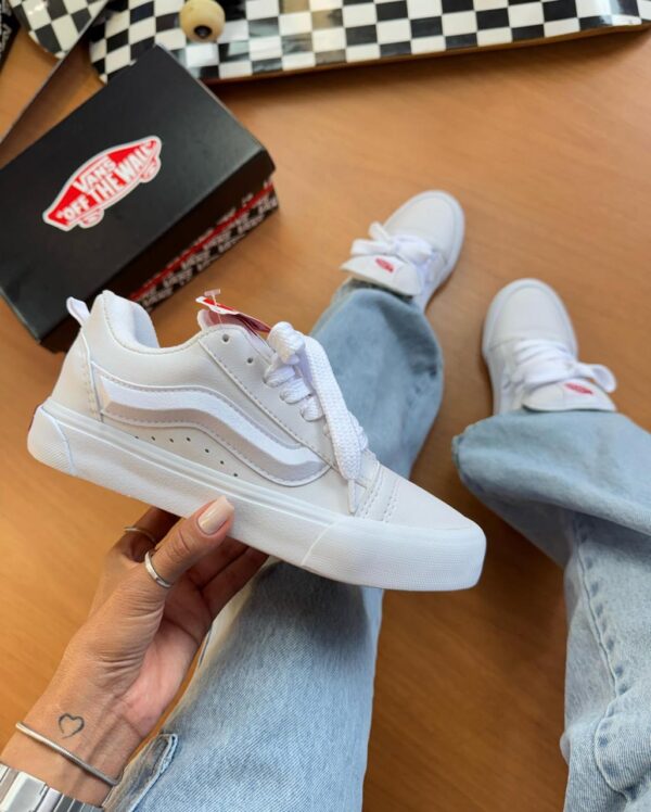 Tênis Street Knu Skool Black True White - Imagem 14