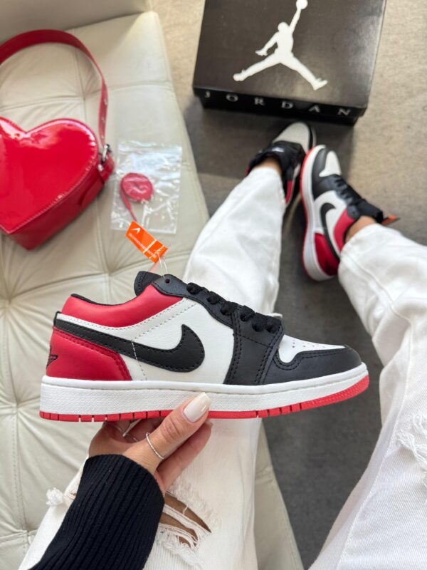 Sneaker Jordan Low White Black Red