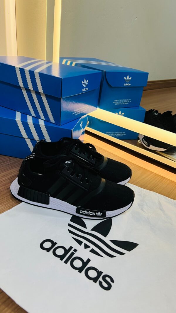 Tênis Running NMD Black True White - Imagem 7