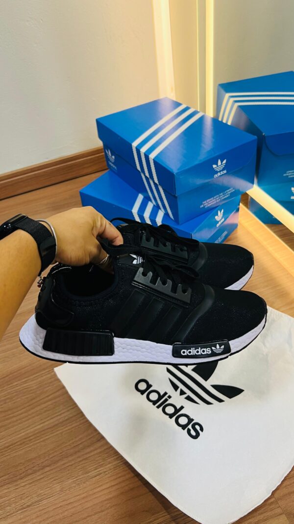 Tênis Running NMD Black True White - Imagem 5