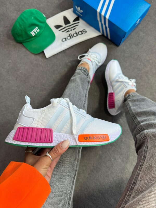 Tênis Running NMD Black True White - Imagem 23