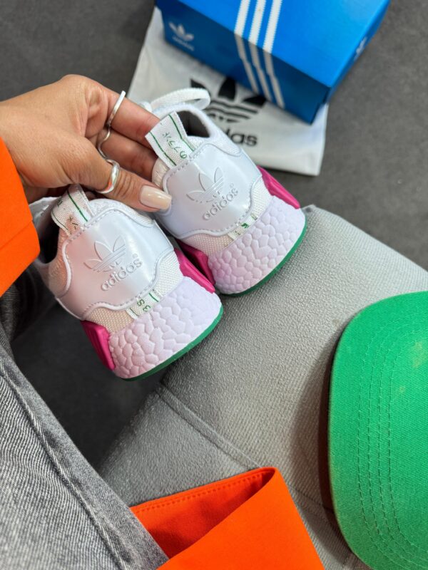 Tênis Running NMD Black True White - Imagem 17