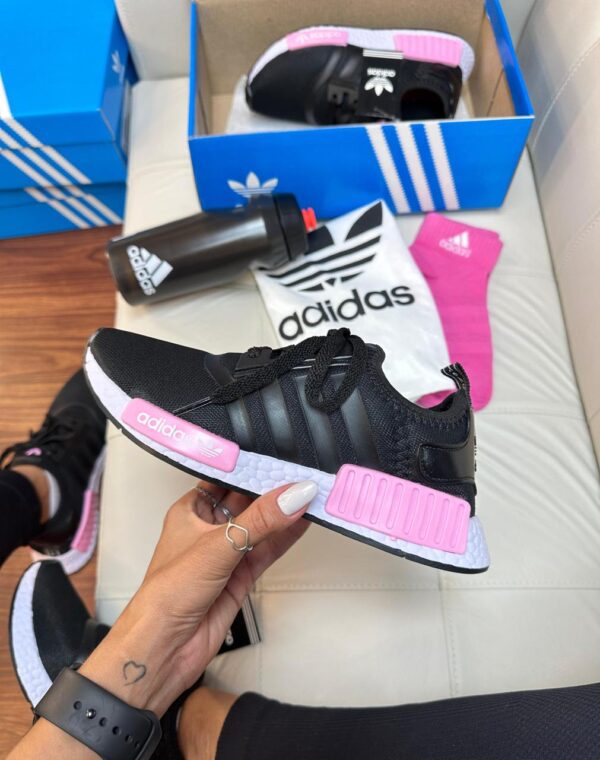 Tênis Running NMD Black True White - Imagem 13