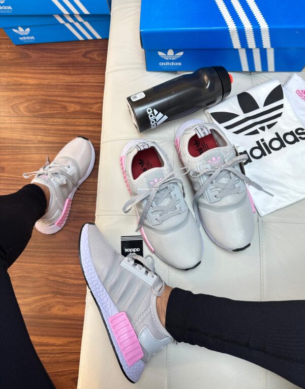 Tênis Running NMD Black True White - Imagem 11